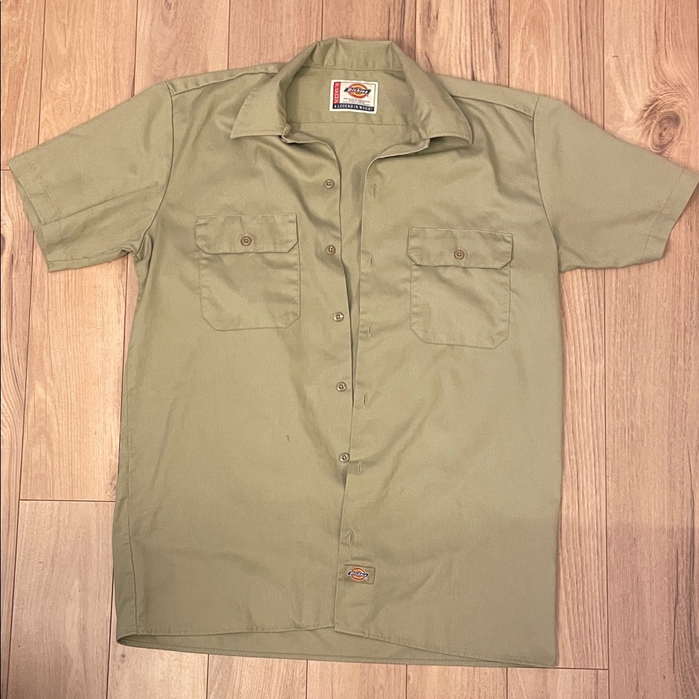 Dickies Men's Olive Short Sleeve Shirt